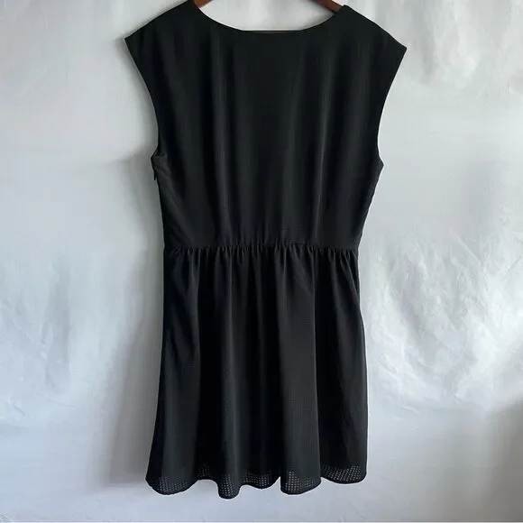 Gap Black Fit & Flare Dress - Picture 7 of 8